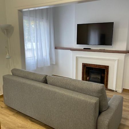 Apartamentos Tarradellas Sants Estacio Барселона Екстериор снимка