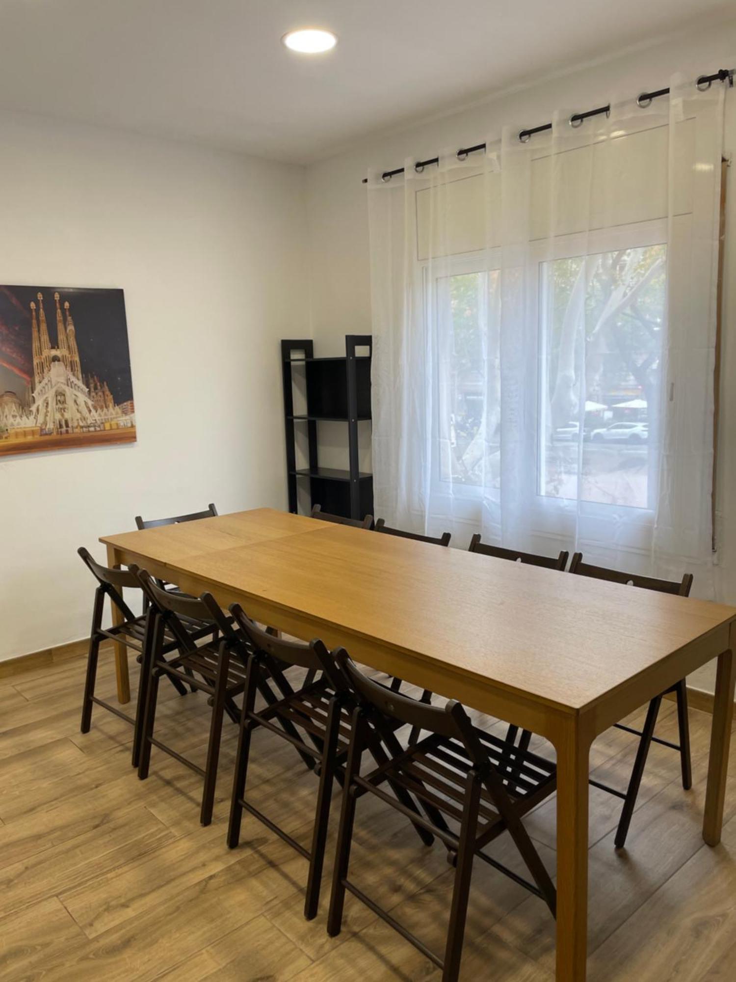 Apartamentos Tarradellas Sants Estacio Барселона Екстериор снимка