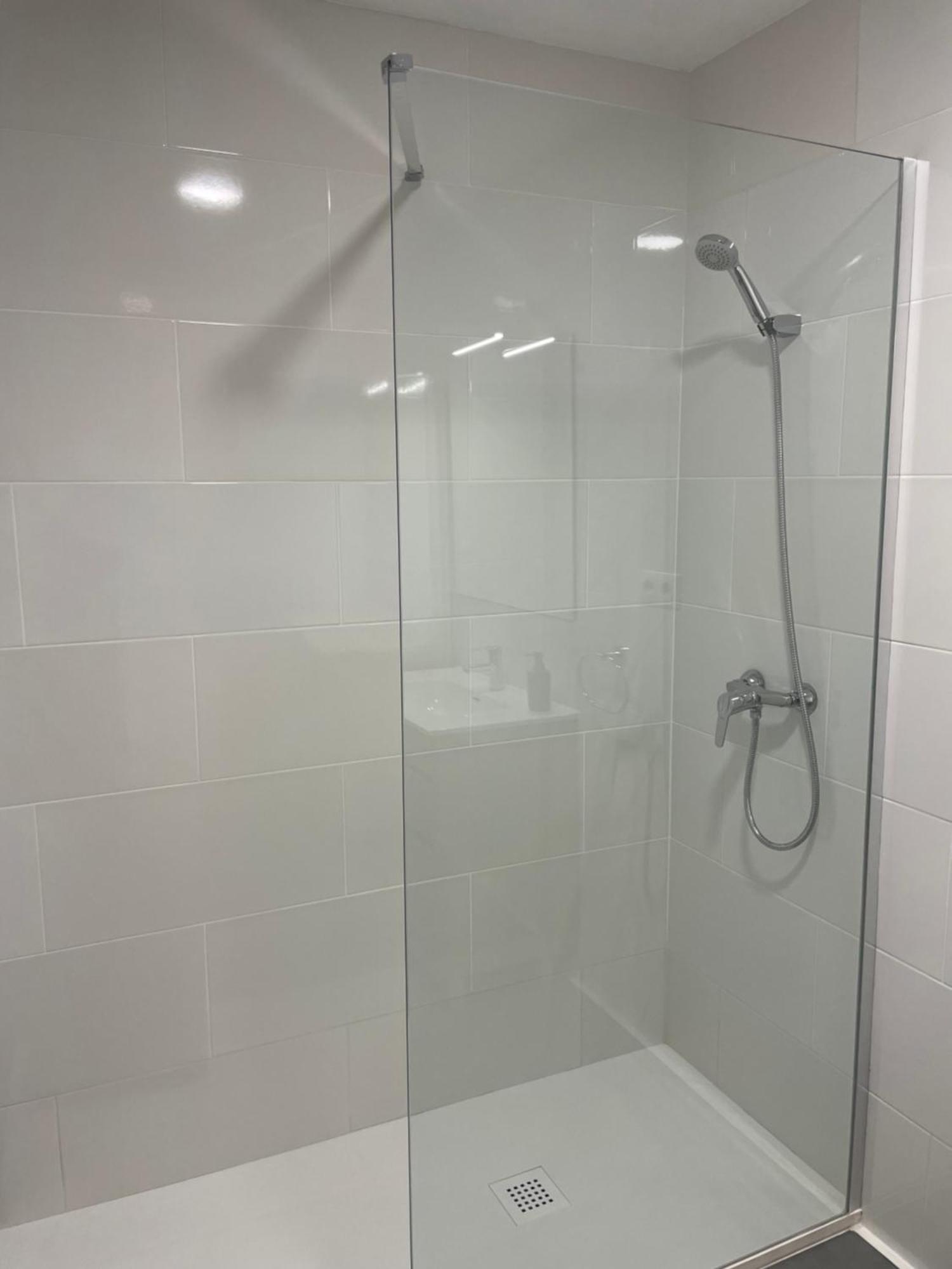 Apartamentos Tarradellas Sants Estacio Барселона Екстериор снимка