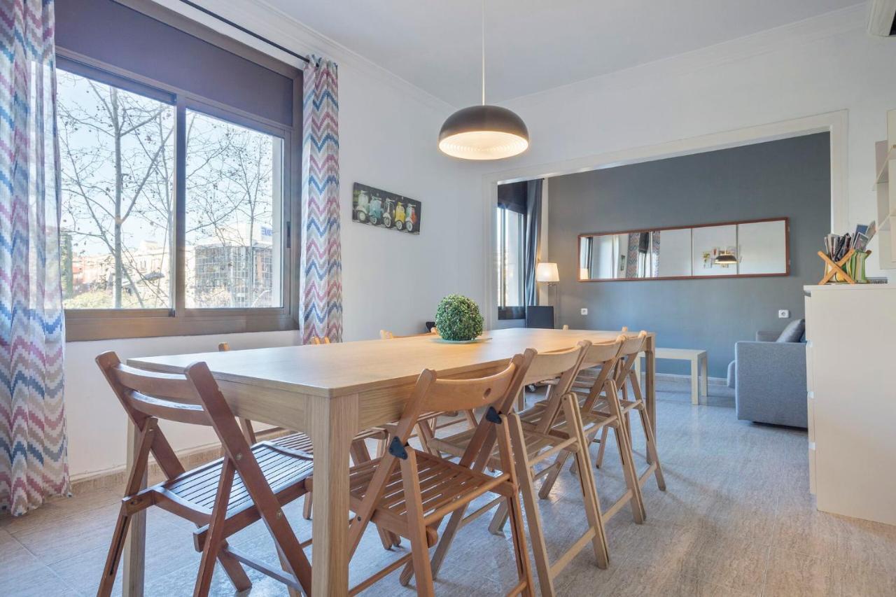 Apartamentos Tarradellas Sants Estacio Барселона Екстериор снимка